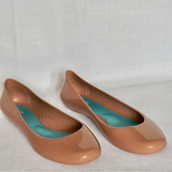 Oka B Taylor Shiny Ballet Flats Womens Size 10 - Picture 2 of 6